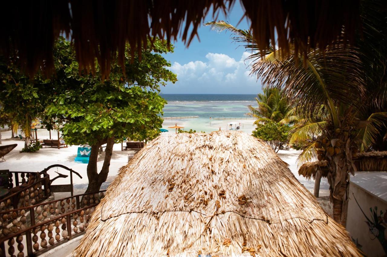 Nacional Beach Club & Bungalows Mahahual Esterno foto