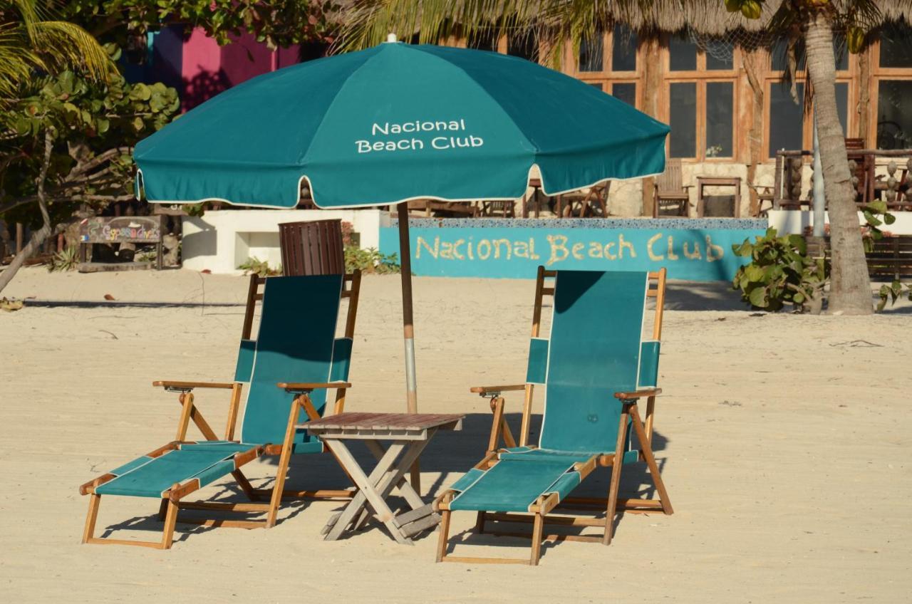 Nacional Beach Club & Bungalows Mahahual Esterno foto